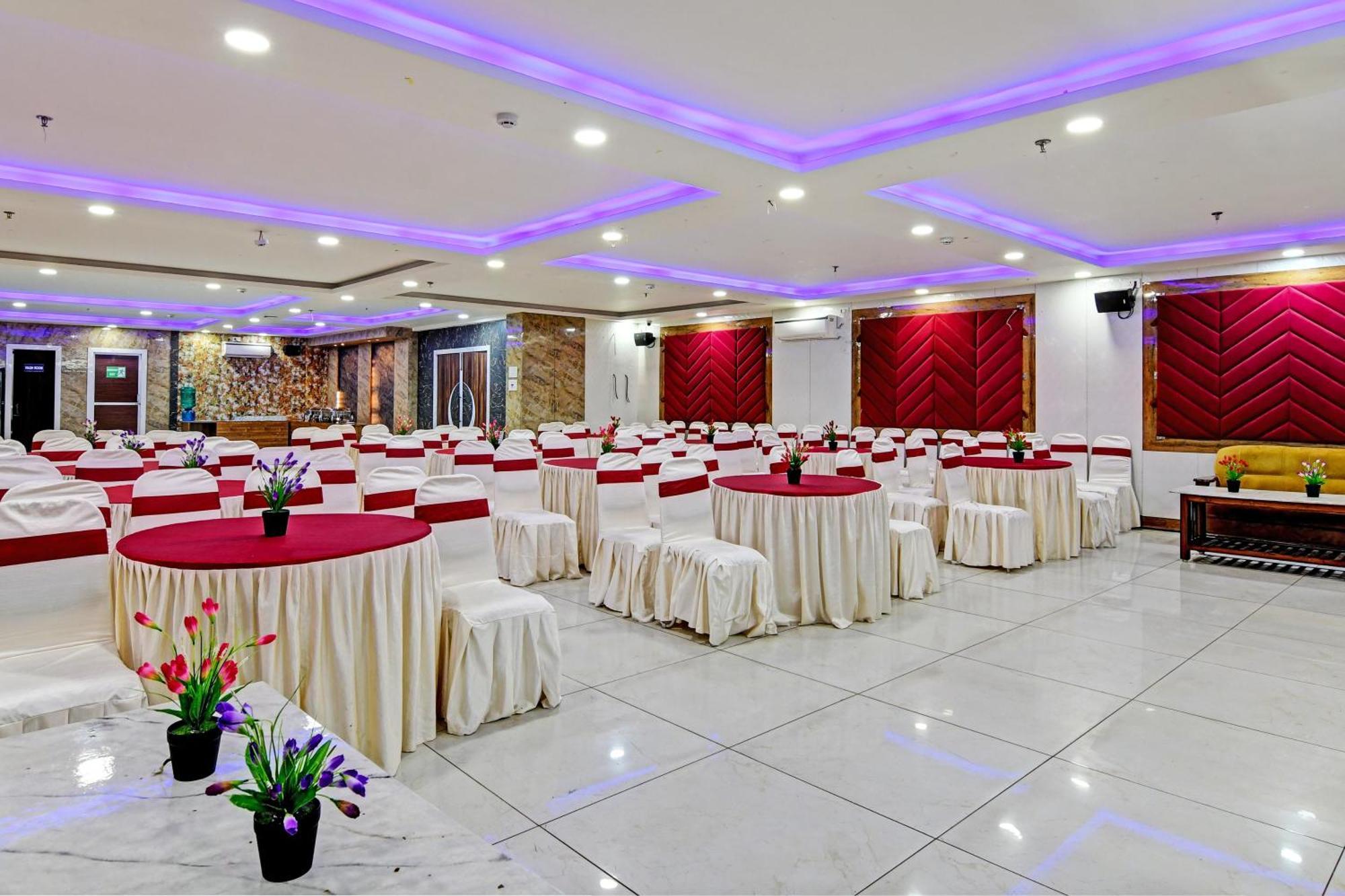 Townhouse The Grand Touch & The Royal Touch Otel Digha  Dış mekan fotoğraf