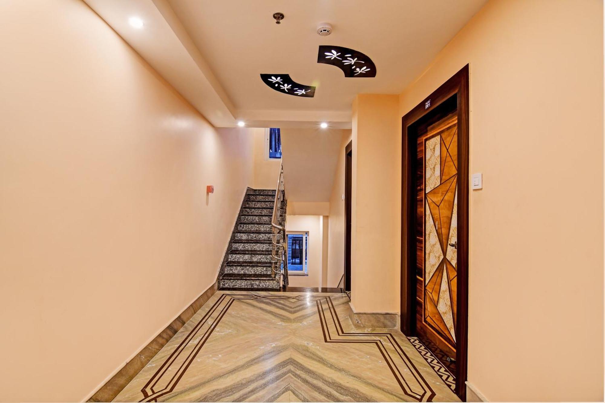 Townhouse The Grand Touch & The Royal Touch Otel Digha  Dış mekan fotoğraf