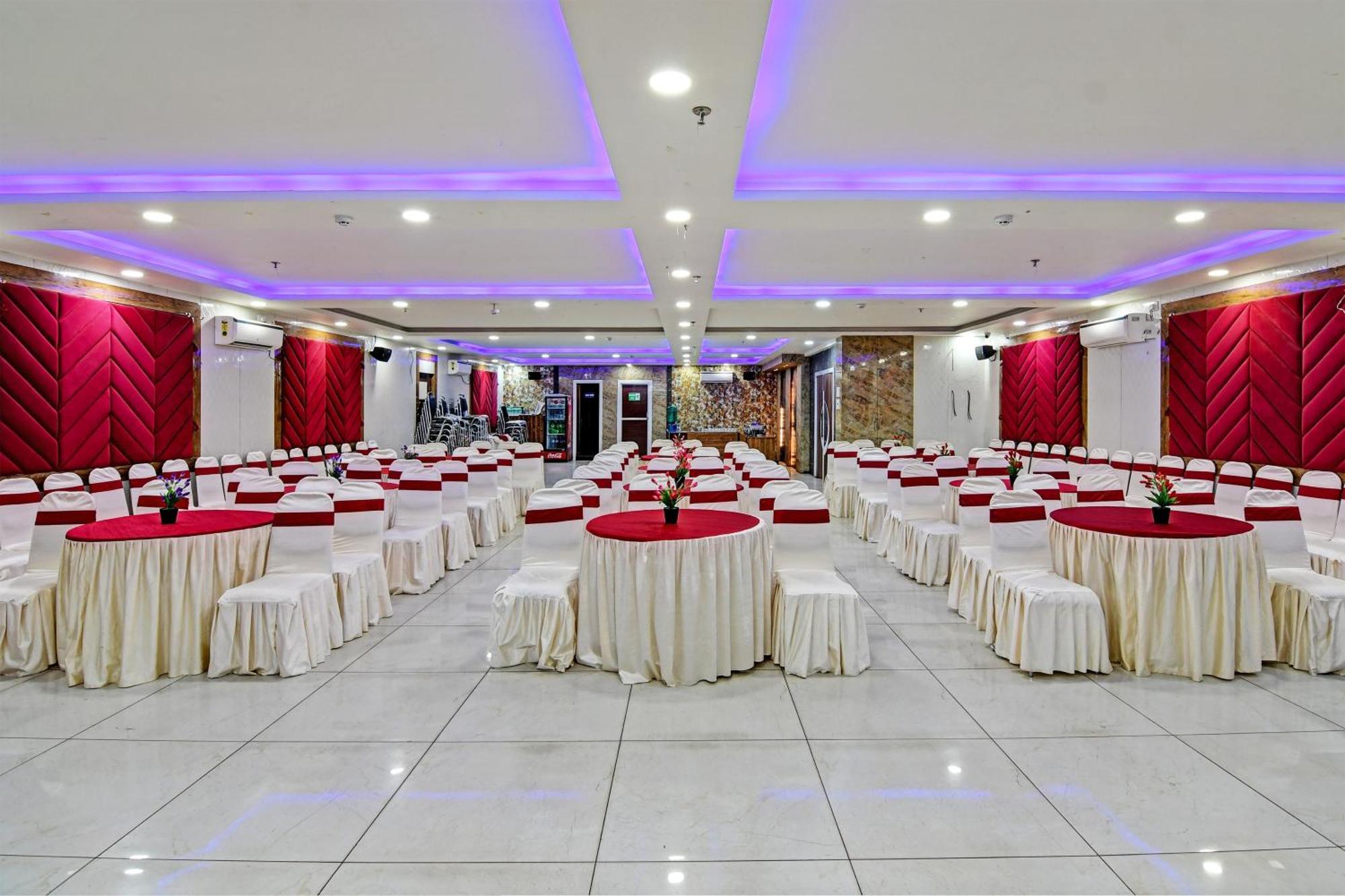 Townhouse The Grand Touch & The Royal Touch Otel Digha  Dış mekan fotoğraf