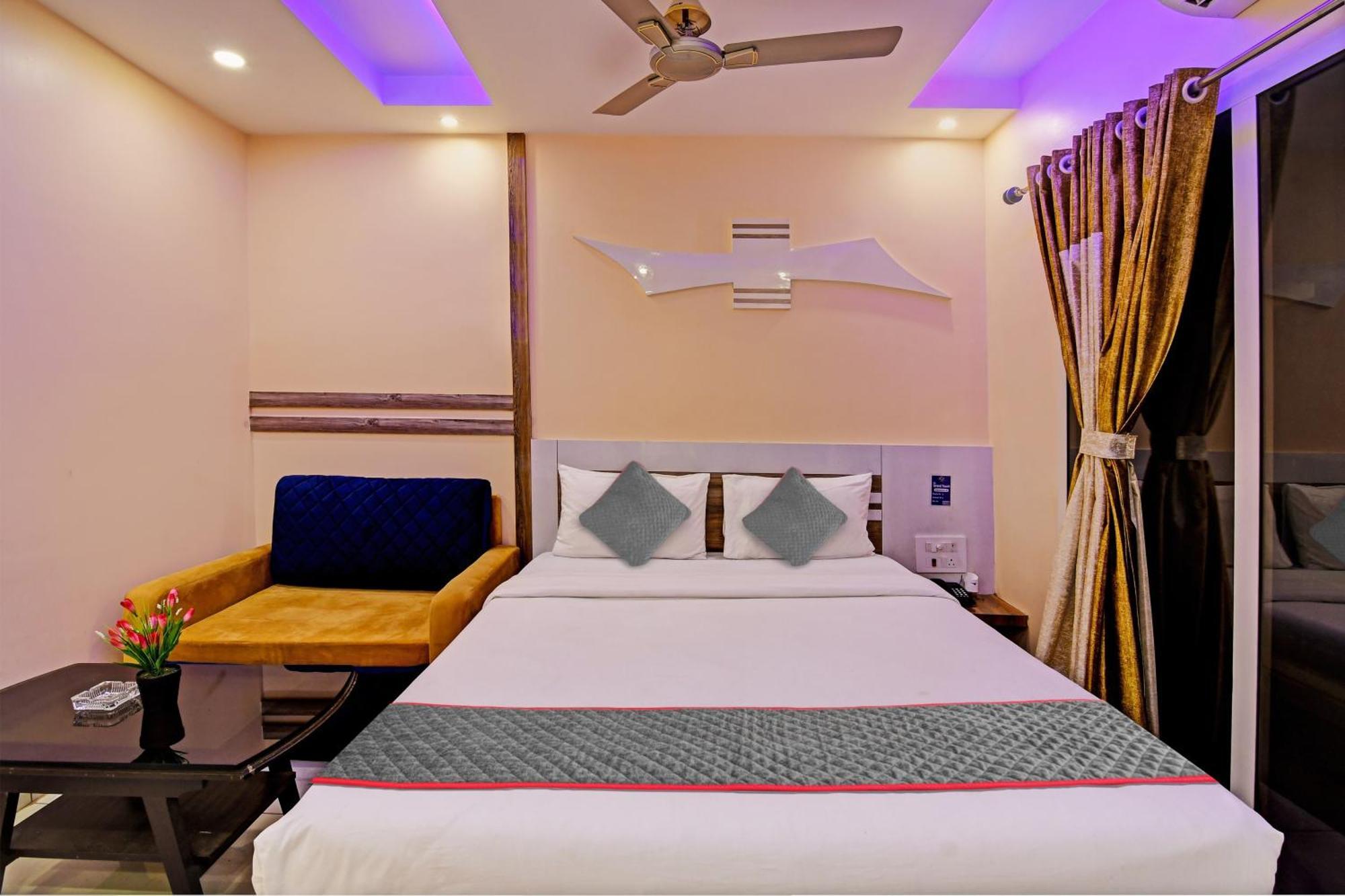 Townhouse The Grand Touch & The Royal Touch Otel Digha  Dış mekan fotoğraf