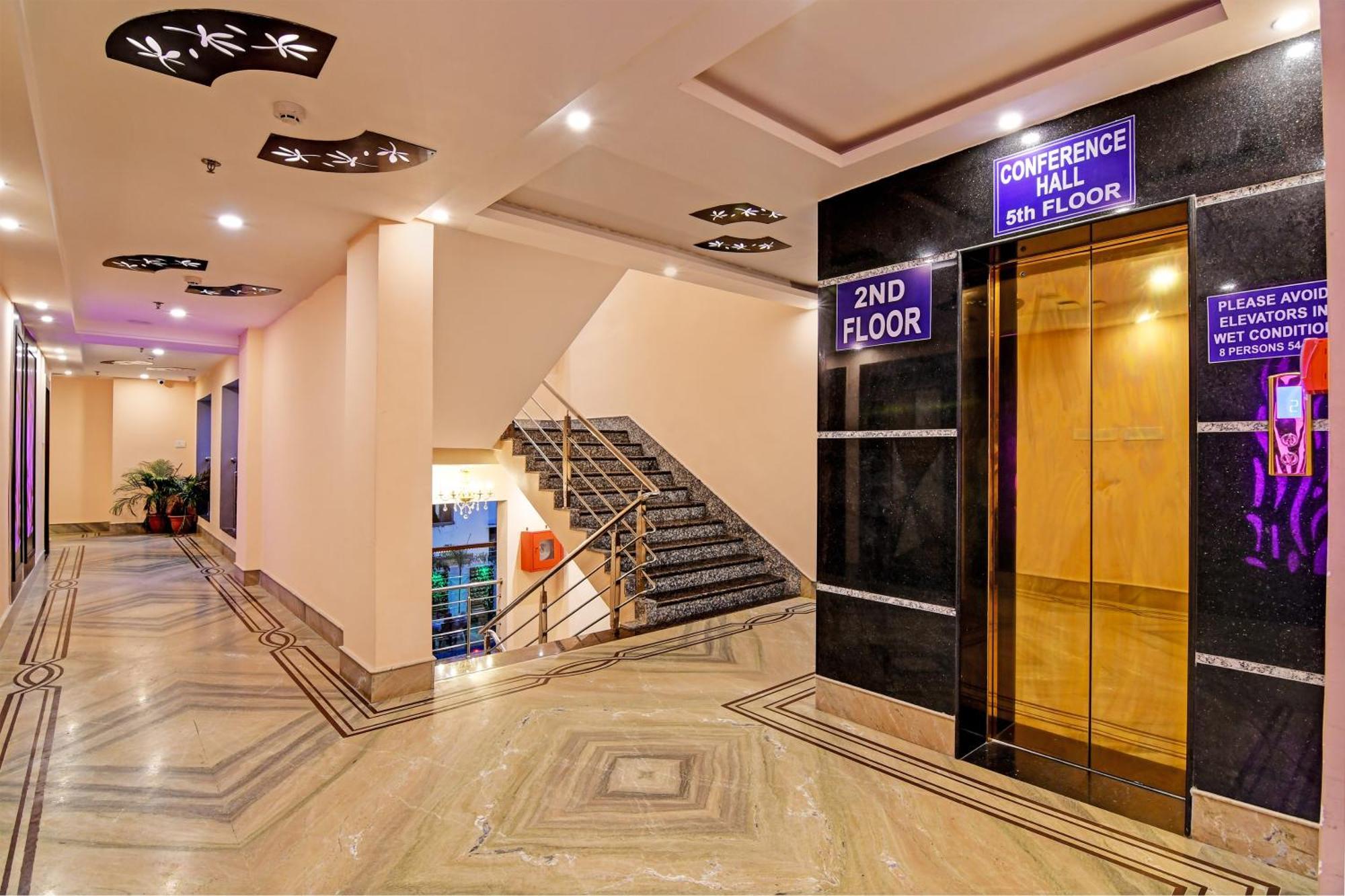 Townhouse The Grand Touch & The Royal Touch Otel Digha  Dış mekan fotoğraf